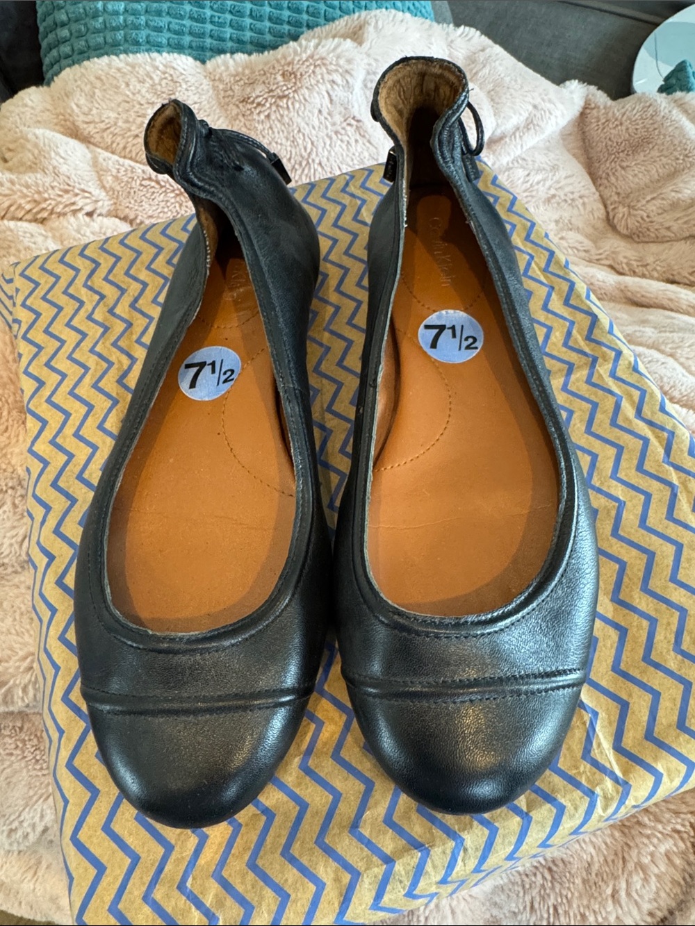 Calvin Klein Flats